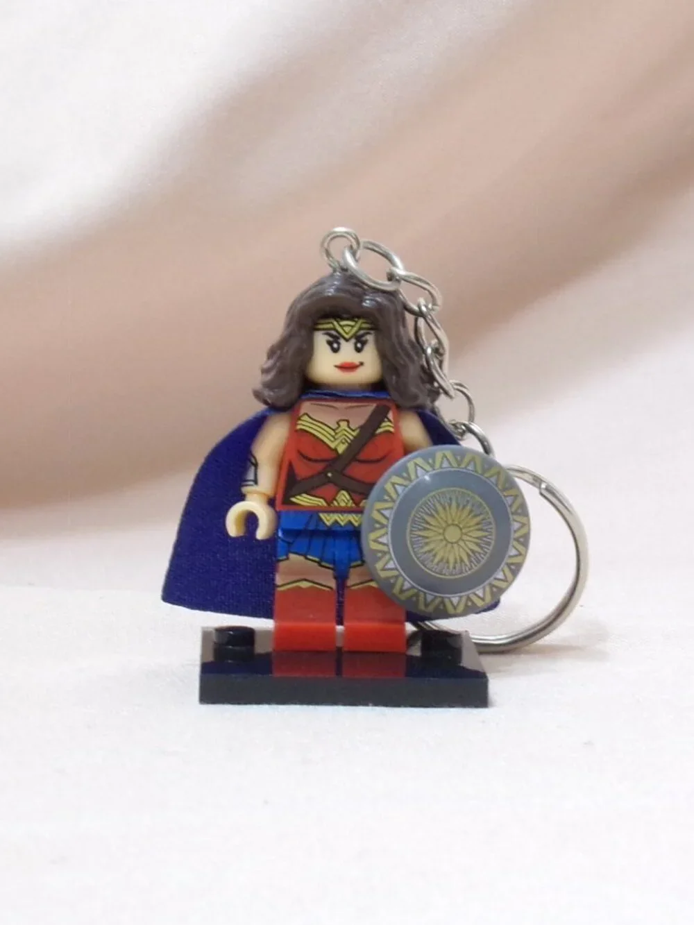 Minifigure Keychain - Custom Wonder Women with Cape Shield + Stand Marvel New